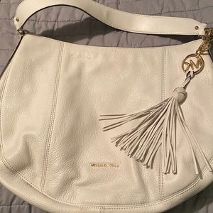 White leather michael kors purse in like new condition